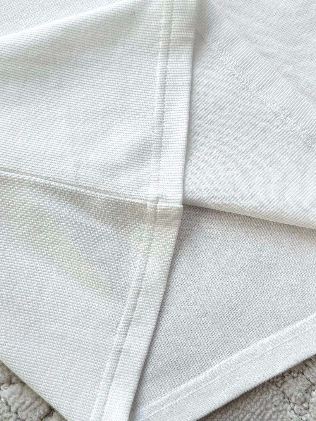 CELINE 赛琳 字母l刺绣针织衫T恤 打底衫 长袖 白色 黑色 A5 RX0A90F43-01OB