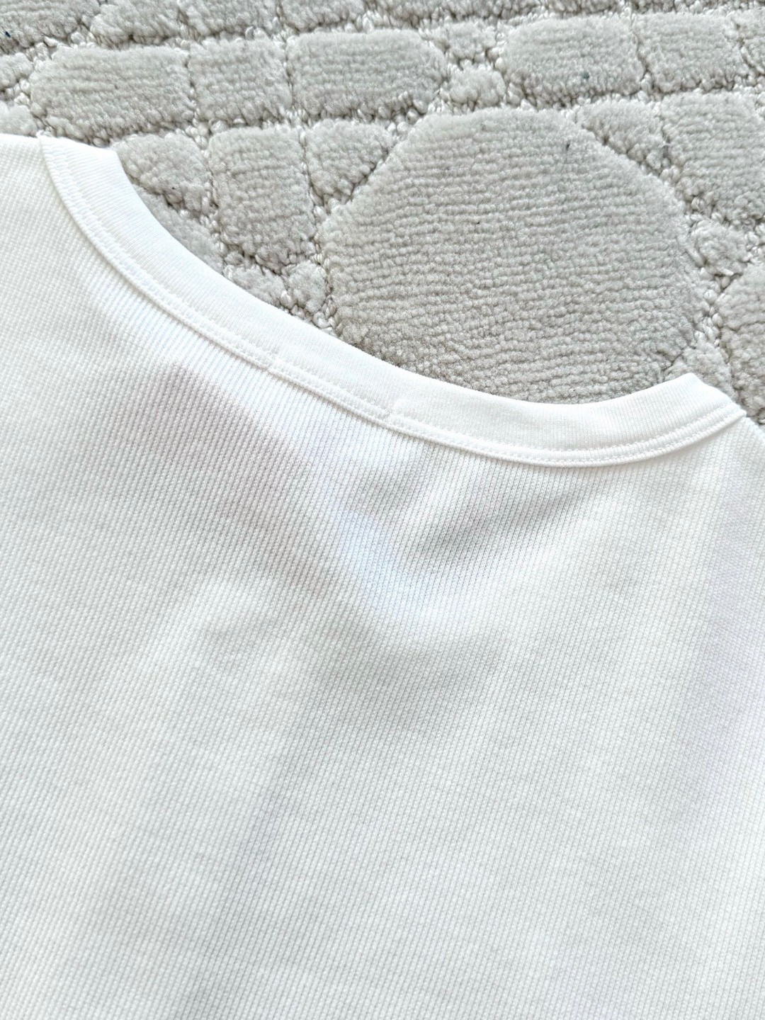 CELINE 赛琳 字母l刺绣针织衫T恤 打底衫 长袖 白色 黑色 A5 RX0A90F43-01OB