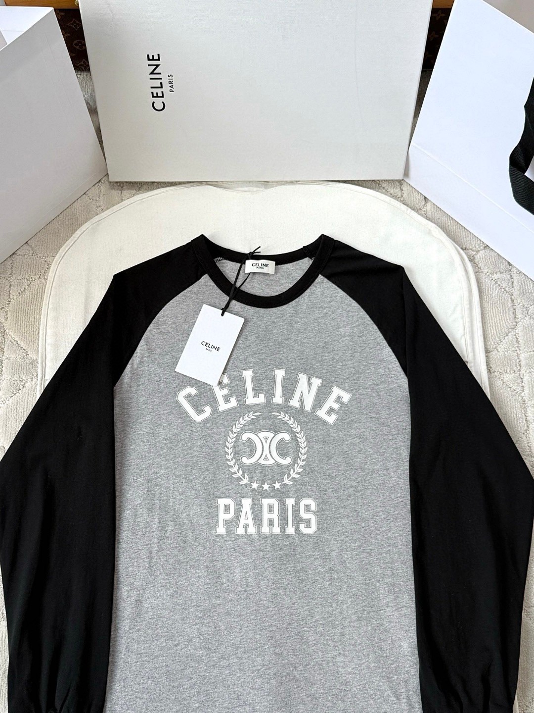 CELINE 赛琳 拼接徽标字母logo印花T恤 打底衫 长袖 黑白色 黑灰色 A5 RX09Y0I07-38OW