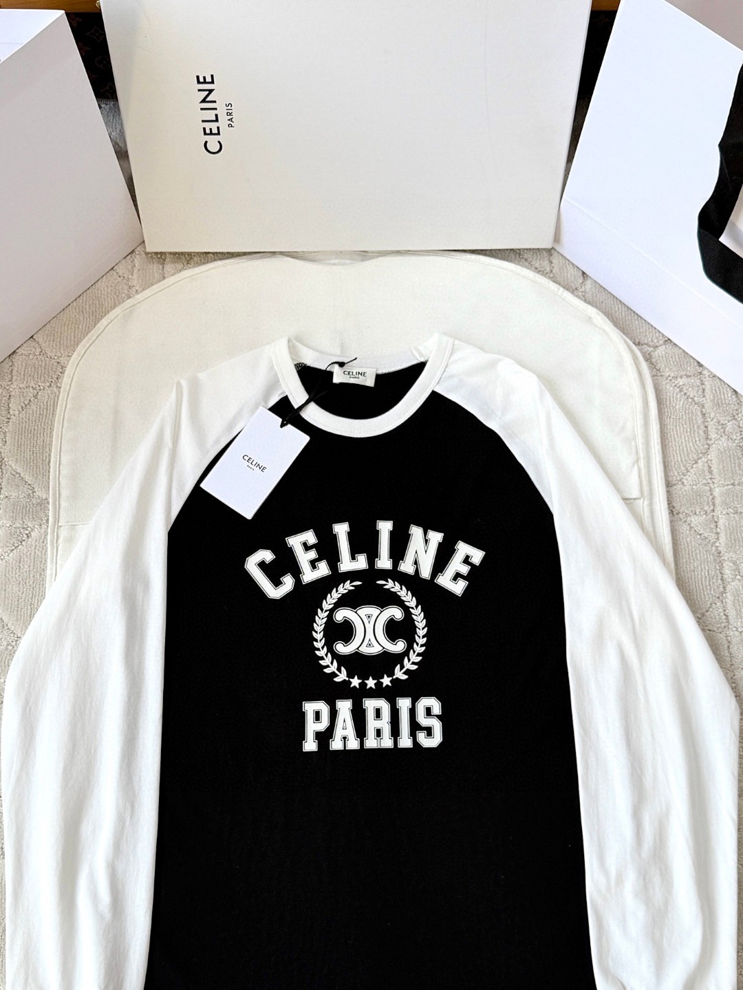 CELINE 赛琳 拼接徽标字母logo印花T恤 打底衫 长袖 黑白色 黑灰色 A5 RX09Y0I07-38OW