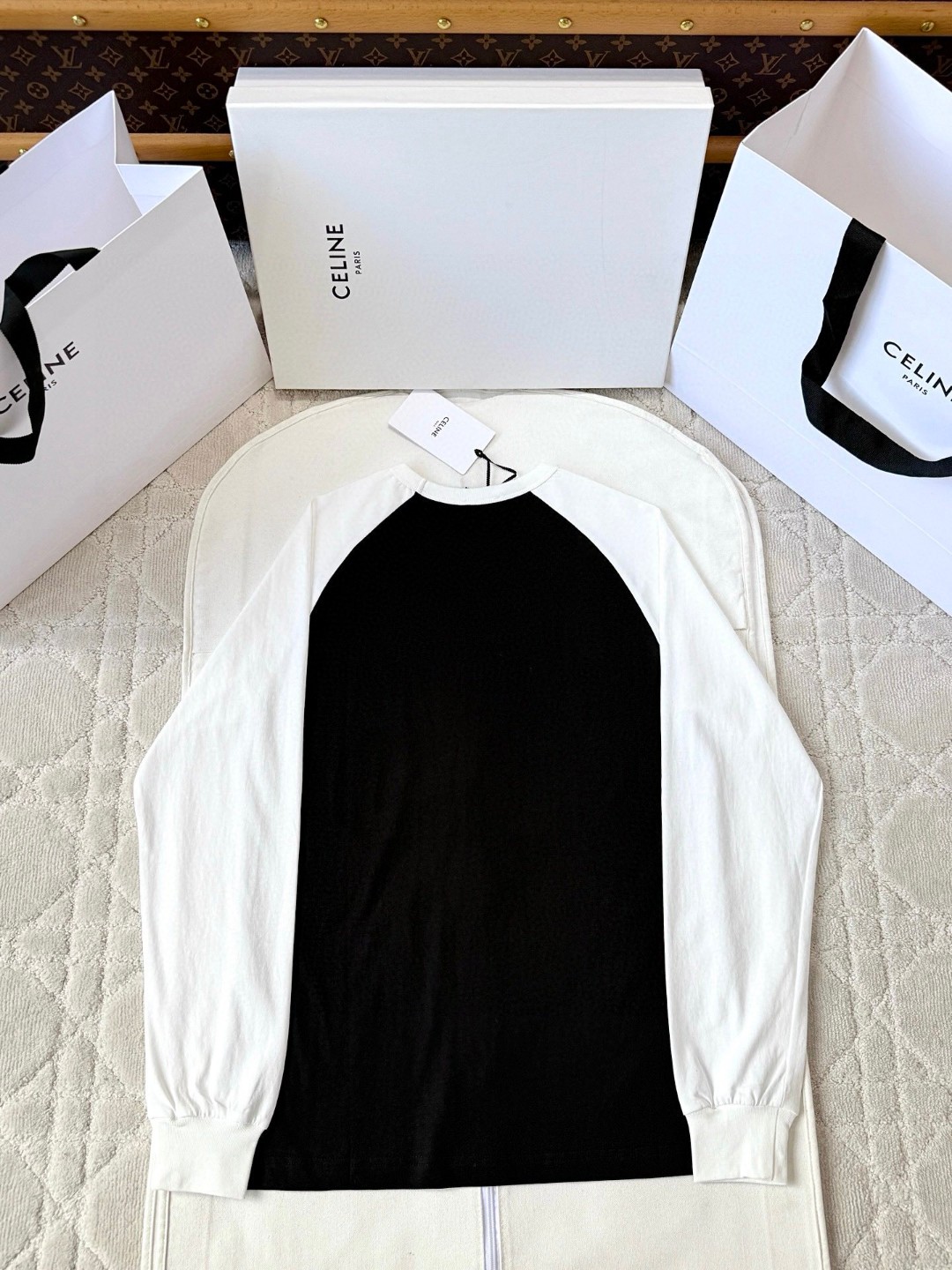 CELINE 赛琳 拼接徽标字母logo印花T恤 打底衫 长袖 黑白色 黑灰色 A5 RX09Y0I07-38OW