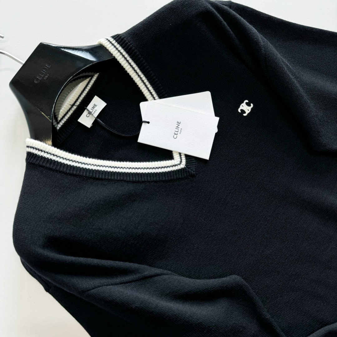 CELINE 赛琳 凯旋门刺绣V领套头毛衣 针织衫 长袖 黑色 B0 2ADBK823Y-38NO