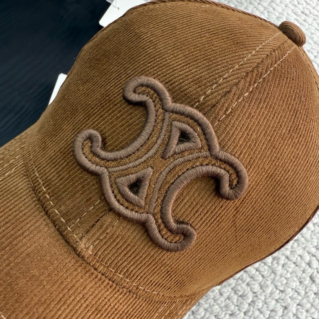 CELINE 赛琳 凯旋门绣花灯芯绒棒球帽 鸭舌帽 帽子 棕色 B0