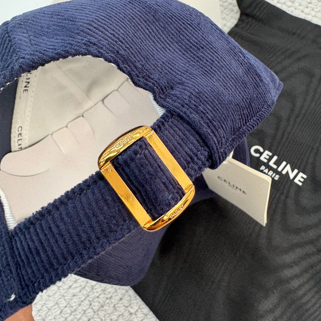 CELINE 赛琳 凯旋门绣花灯芯绒棒球帽 鸭舌帽 帽子 蓝色 B0