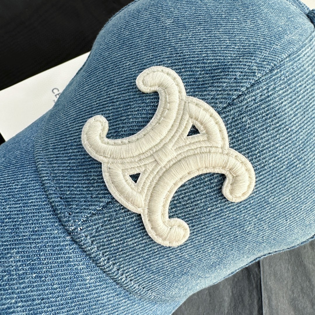 CELINE 赛琳 凯旋门牛仔绣花棒球帽 鸭舌帽 帽子 牛仔蓝 B0