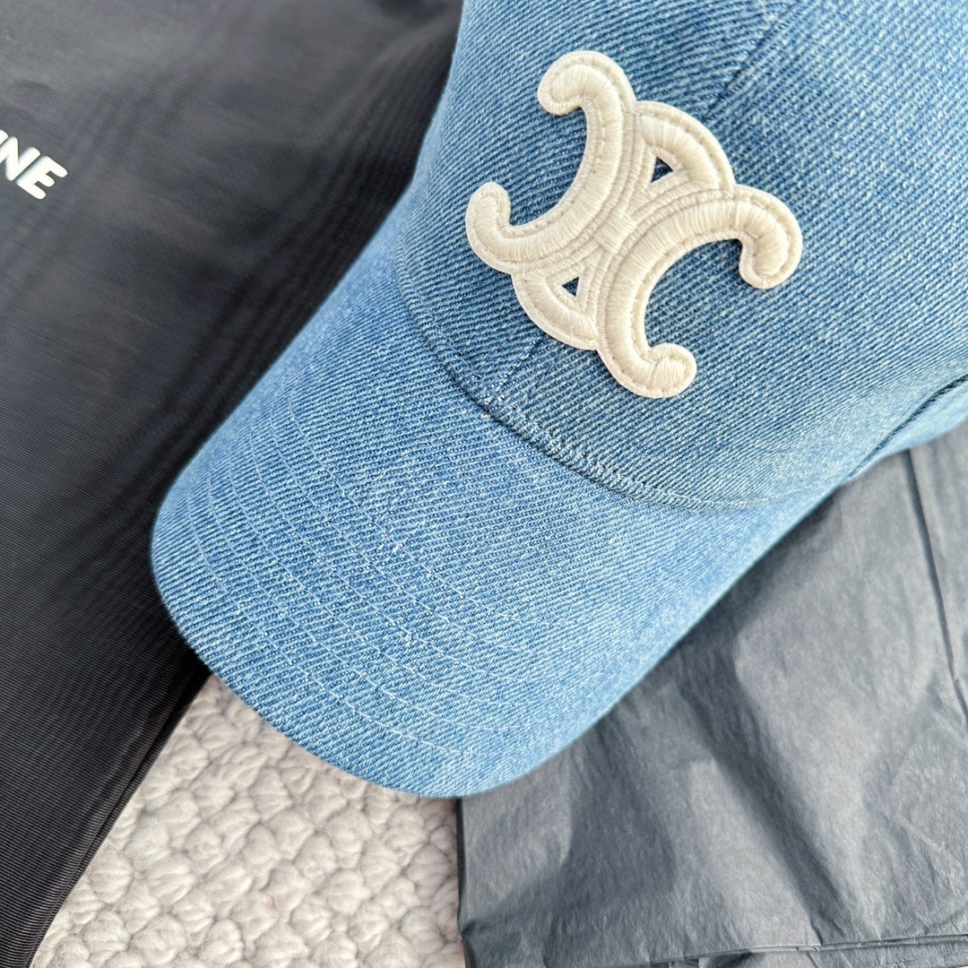 CELINE 赛琳 凯旋门牛仔绣花棒球帽 鸭舌帽 帽子 牛仔蓝 B0