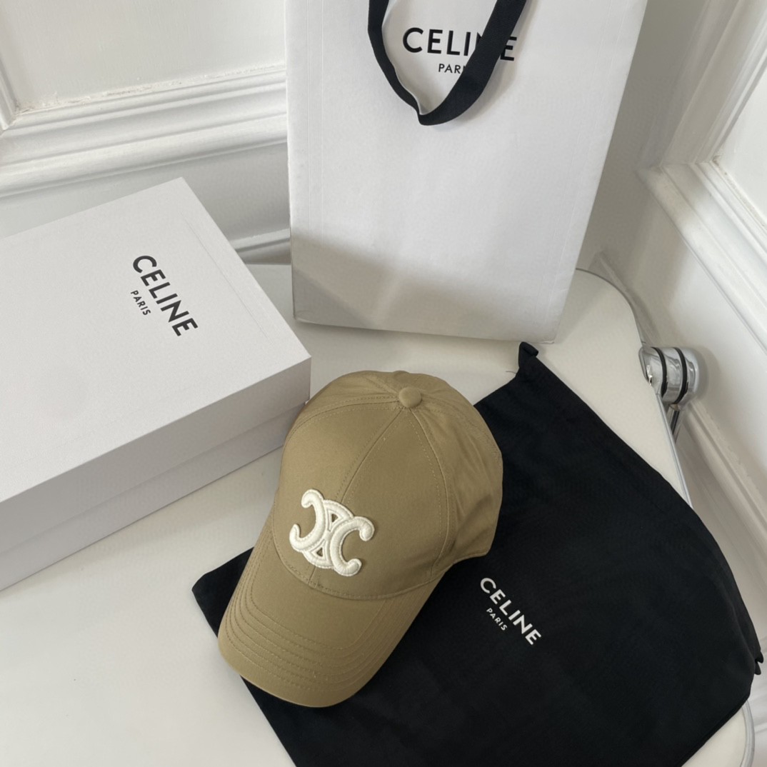 CELINE 赛琳 凯旋门绣花棒球帽 鸭舌帽 帽子 卡其色 B0