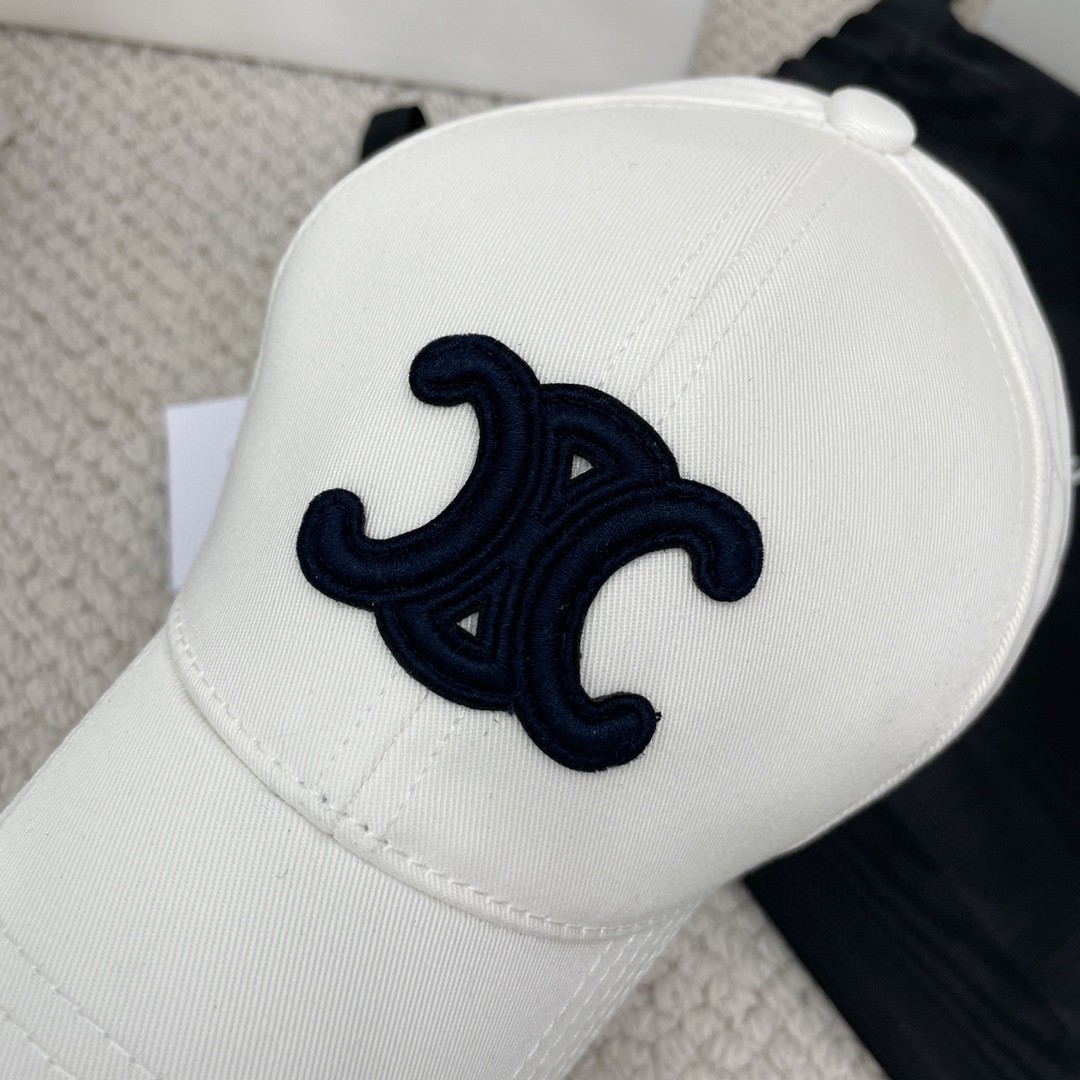 CELINE 赛琳 凯旋门绣花棒球帽 鸭舌帽 帽子 白色 B0