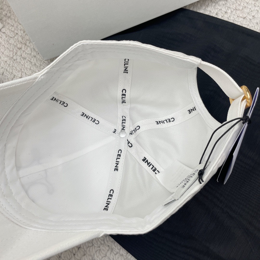 CELINE 赛琳 白色绣花棒球帽 鸭舌帽 帽子 白色 B0