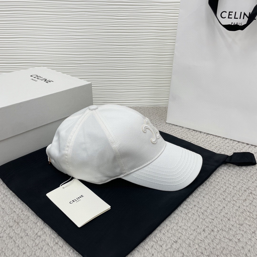 CELINE 赛琳 白色绣花棒球帽 鸭舌帽 帽子 白色 B0