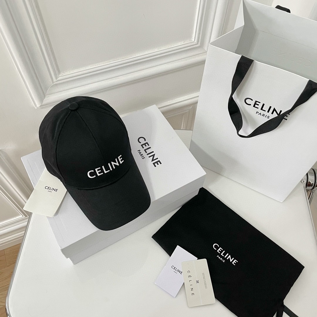 CELINE 赛琳 经典logo字母刺绣棒球帽 鸭舌帽 帽子 黑色 B0
