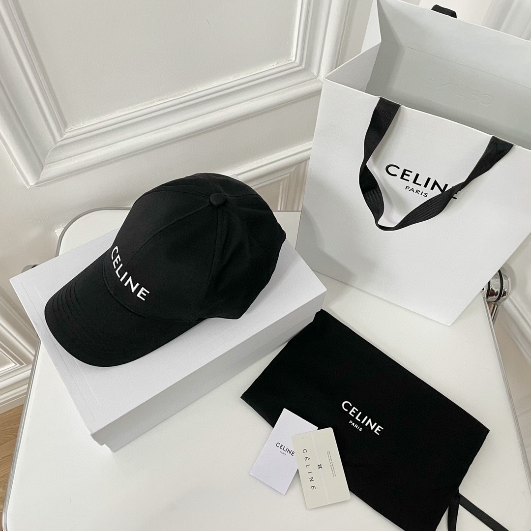 CELINE 赛琳 经典logo字母刺绣棒球帽 鸭舌帽 帽子 黑色 B0