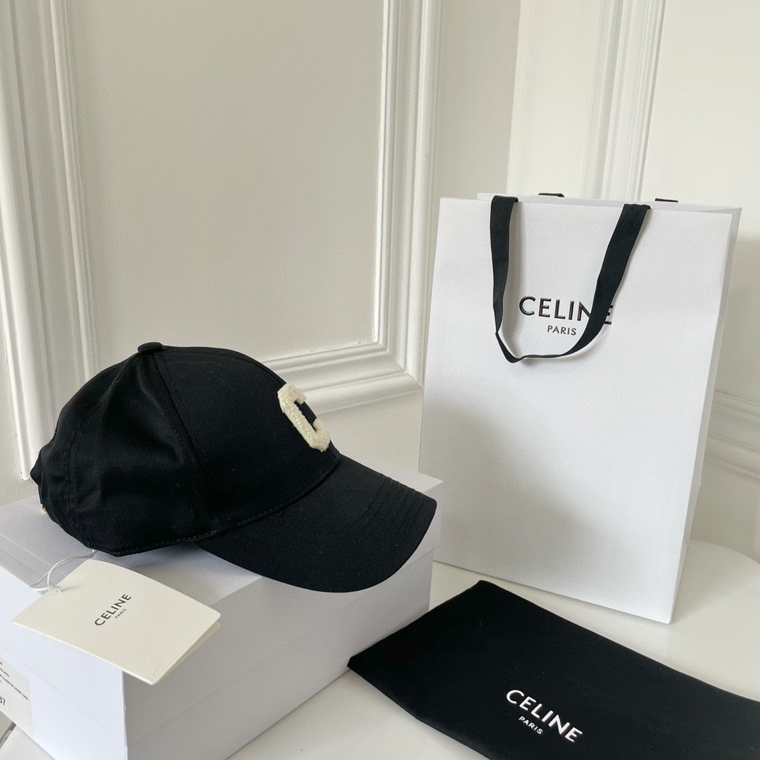 CELINE 赛琳 C字母绣花棒球帽 鸭舌帽 帽子 黑色 B0