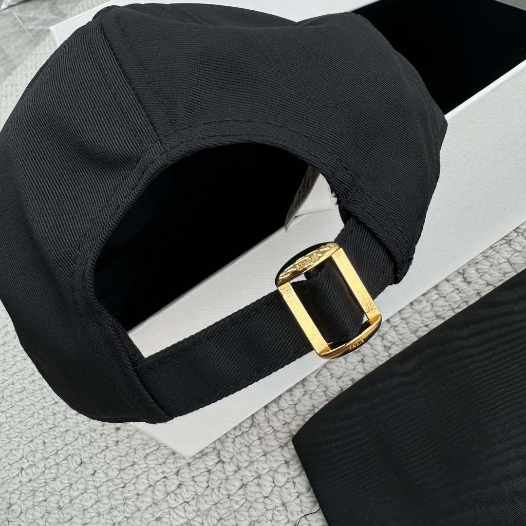 CELINE 赛琳 凯旋门绣花棒球帽 鸭舌帽 帽子 黑色 B0