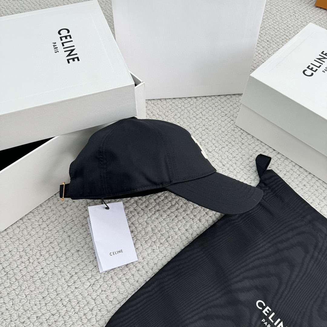 CELINE 赛琳 凯旋门绣花棒球帽 鸭舌帽 帽子 黑色 B0