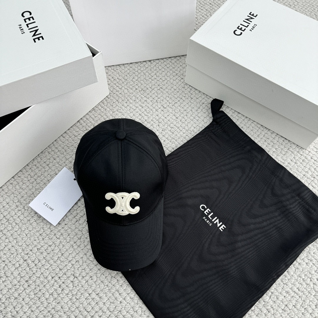 CELINE 赛琳 凯旋门绣花棒球帽 鸭舌帽 帽子 黑色 B0