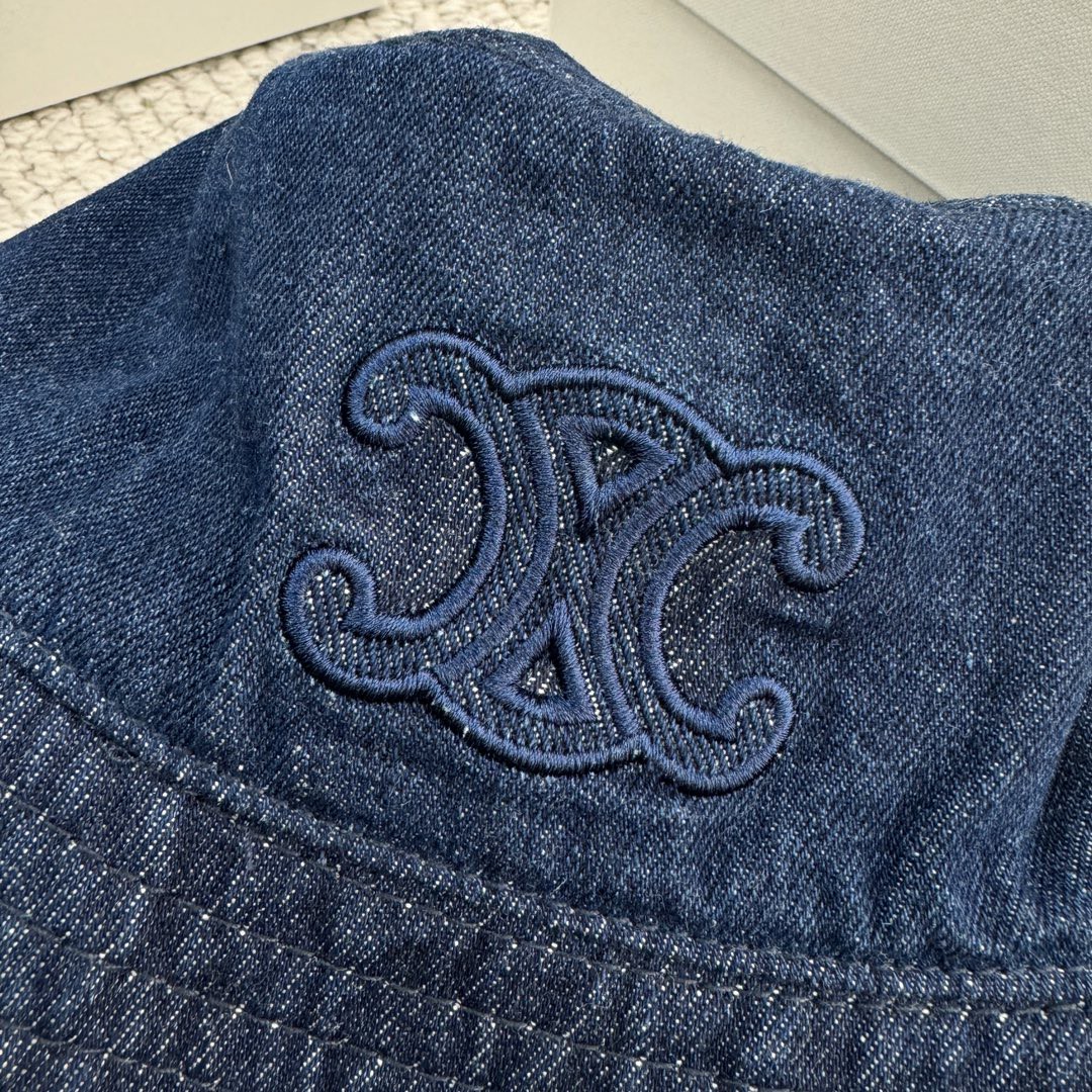 CELINE 赛琳 凯旋门水洗牛仔渔夫帽 帽子 蓝色 B0 