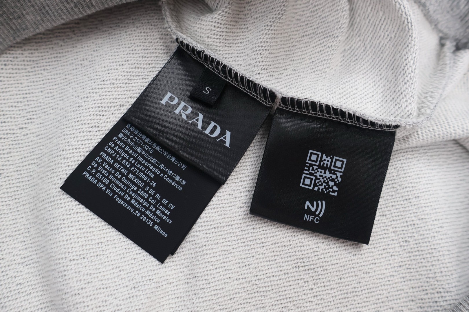 PRADA 普拉达 植绒标识圆领卫衣 长袖 灰色 A5 UJL74C-170Z-F0031-S-OOO