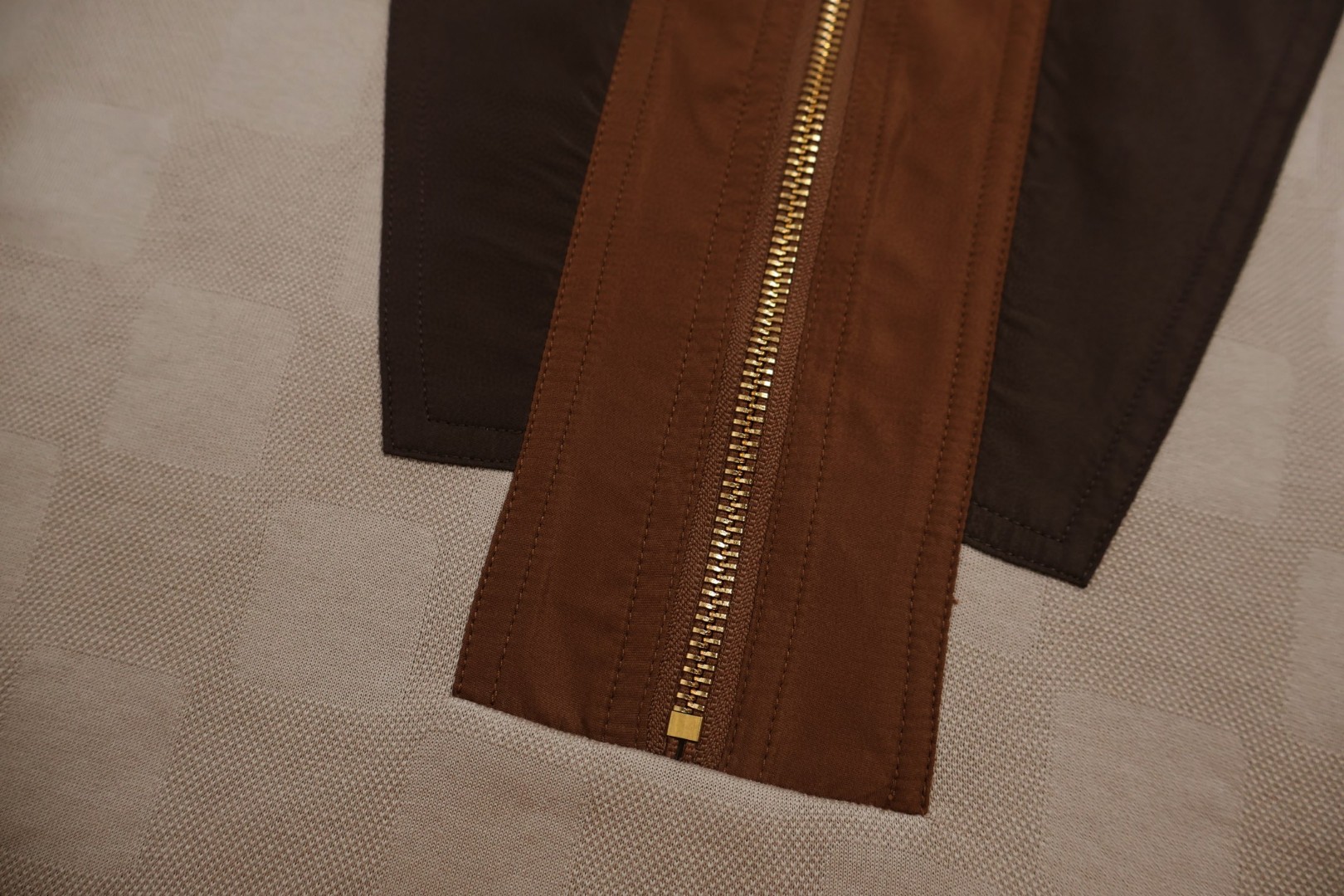 LOUIS VUITTON 路易威登 Nigo联名款 棋盘格半拉链撞色卫衣 夹克 外套 B0 1AIMK0