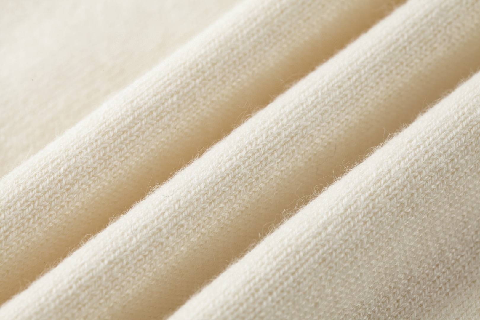 DIOR 迪奥 领口标识羊毛打底衫 毛衣 长袖 米白色 A5 543M620A2019-C020