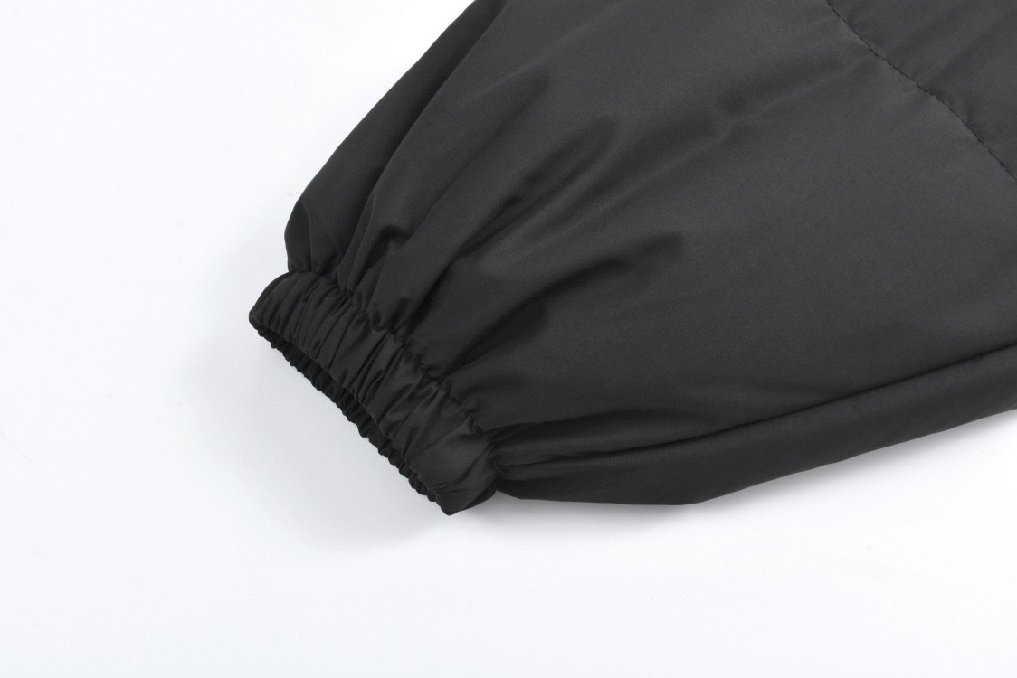 MIU MIU 缪缪 皮领拼接羽绒服 夹克 外套 长袖 保暖 黑色 D0 ML1107-15WX-F0002-S-OOO