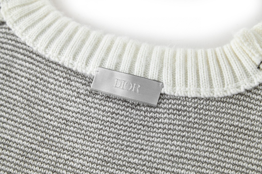 DIOR 迪奥 星星针织羊毛毛衣 长袖 秋冬款 灰色 B0 413M638AT778-C088