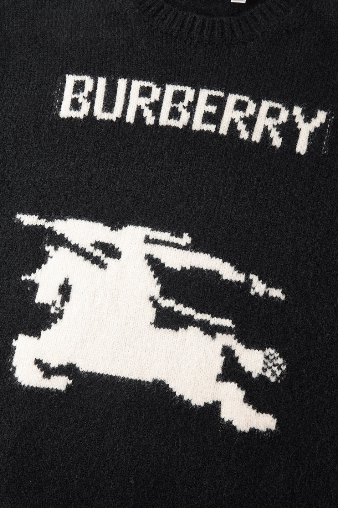 Burberry 巴宝莉 战马提花圆领毛衣 针织衫 长袖 白色 黑色 灰色 B0 81030451