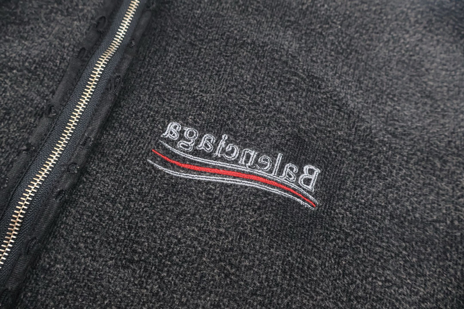 Balenciaga 巴黎世家 反转可乐拉链连帽做旧卫衣 外套 长袖 灰色 B5 830253TSVF29668