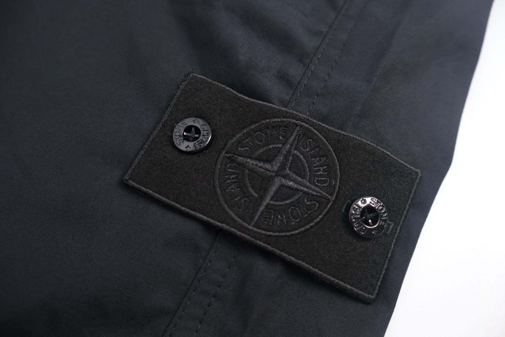 STONE ISLAND 石头岛 徽章工装裤 休闲裤 长裤 裤子 黑色 B0