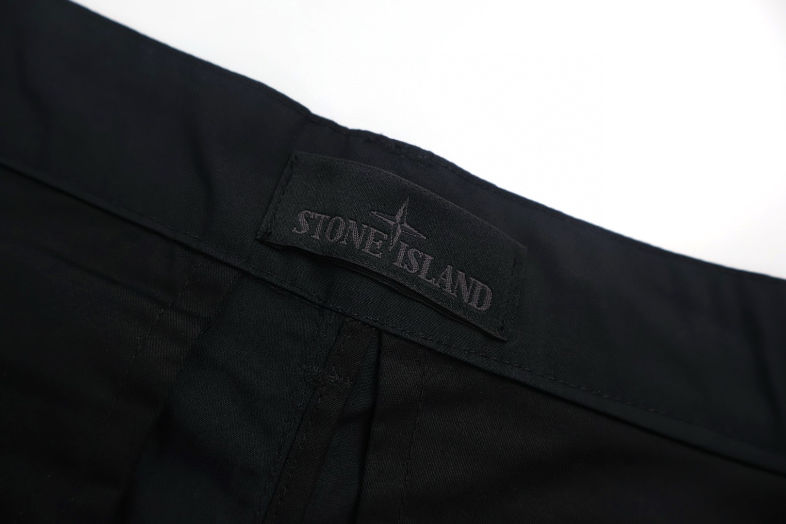 STONE ISLAND 石头岛 徽章工装裤 休闲裤 长裤 裤子 黑色 B0
