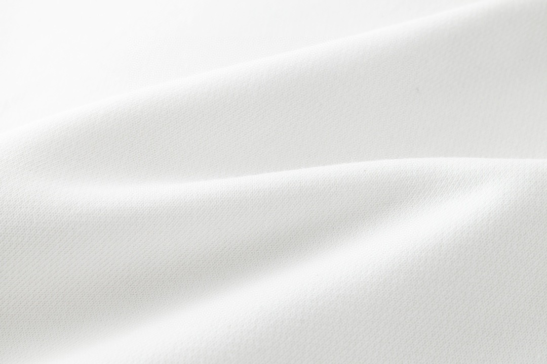 PRADA 普拉达 三角标圆领卫衣 长袖 秋冬款 白色 黑色 A5 