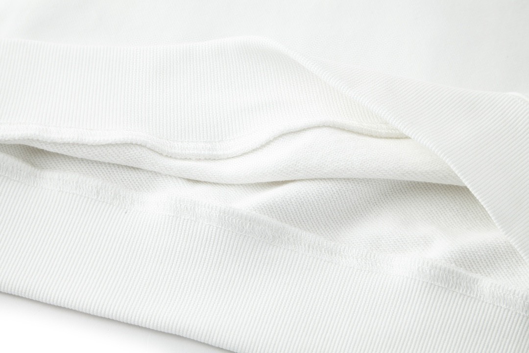 PRADA 普拉达 三角标圆领卫衣 长袖 秋冬款 白色 黑色 A5 