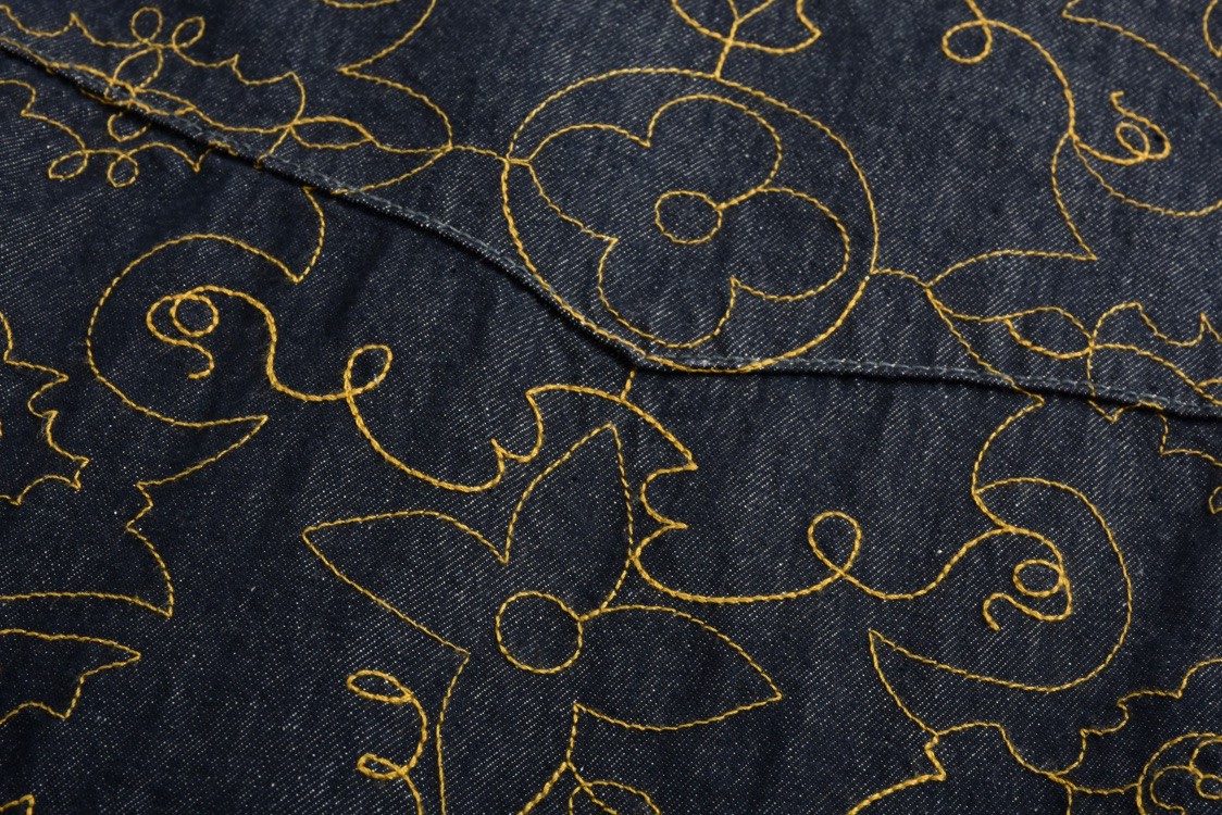 LOUIS VUITTON 路易威登 Timberland 联名款 藤蔓靴线绣花牛仔外套 牛仔衣 上衣 夹克 棕色 C0 1AFWXM