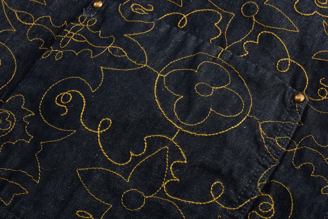 LOUIS VUITTON 路易威登 Timberland 联名款 藤蔓靴线绣花牛仔外套 牛仔衣 上衣 夹克 棕色 C0 1AFWXM