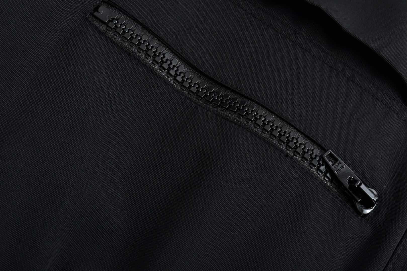 CELINE 赛琳 滑雪夹棉拉链外套 夹克 长袖 黑色 D0 RV0070339-38NO