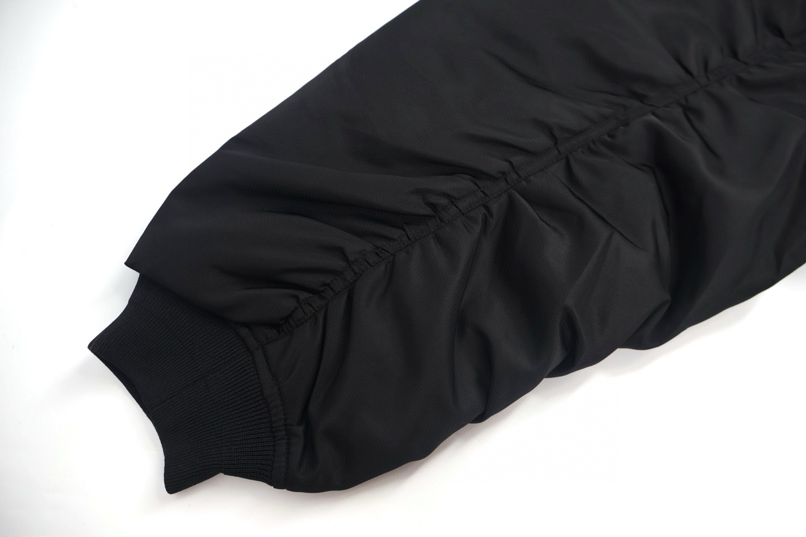 Balenciaga 巴黎世家 白刺绣飞行棉服 夹克 棒球服 外套 长袖 秋冬 黑色 C0