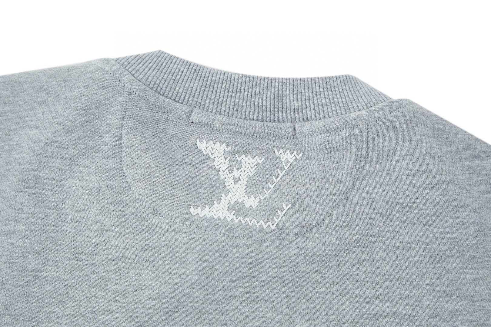 LOUIS VUITTON 路易威登 Nigo联名款 刺绣字母卫衣 外套 灰色 A5 1AIKCO