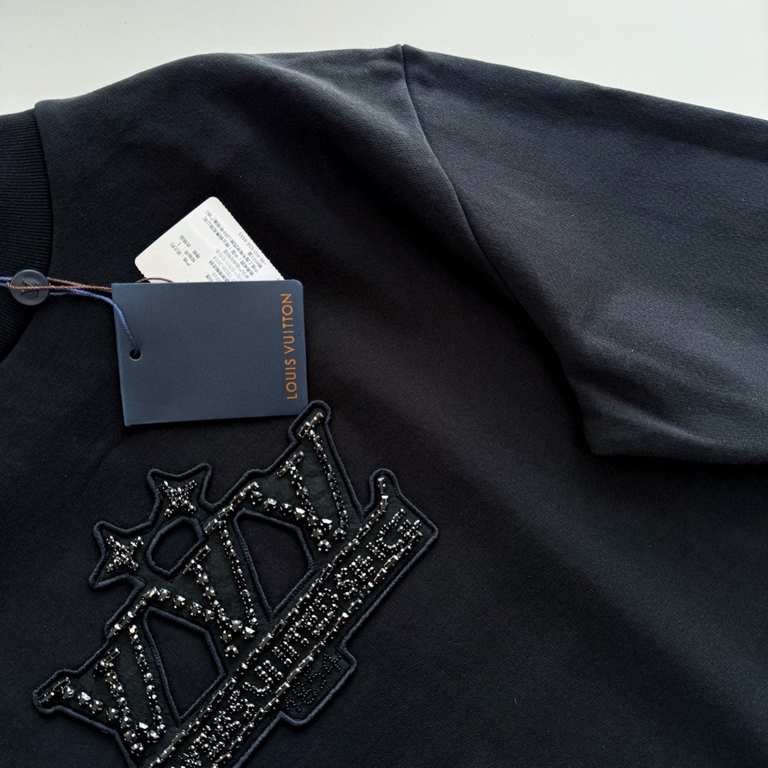 LOUIS VUITTON 路易威登 章仔刺绣手工钻套头卫衣 外套 黑色 B5 1AHCNF