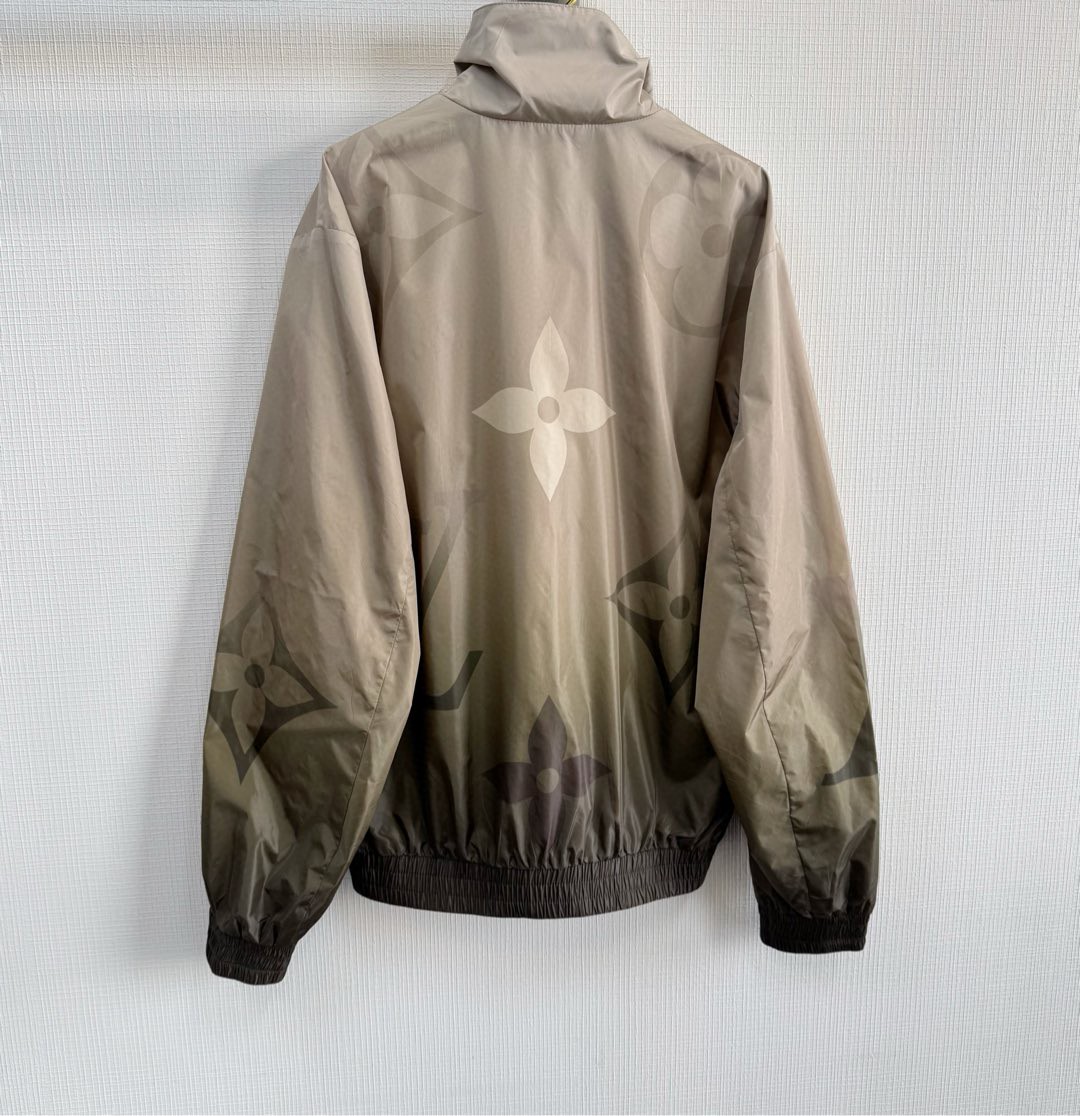 LOUIS VUITTON 路易威登 渐变防风夹克 外套 长袖 咖色 C0 1AFYAQ