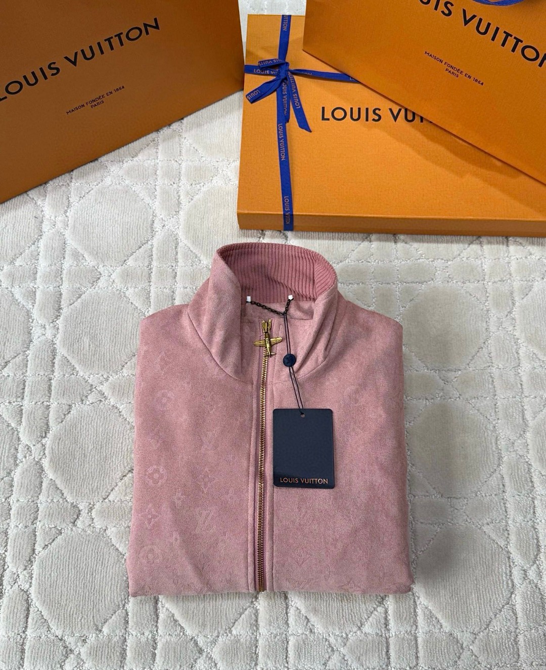 LOUIS VUITTON 路易威登 满印暗纹夹克 外套 黑色 粉色 C0 1AHBTX