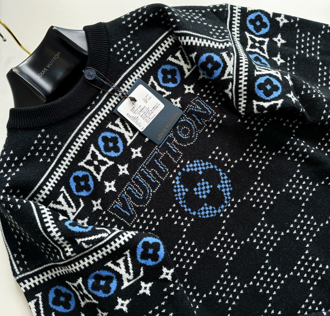 LOUIS VUITTON 路易威登 SKI系列 三花套头毛衣 针织衫 外套 长袖 黑色 B5 1AGJUD