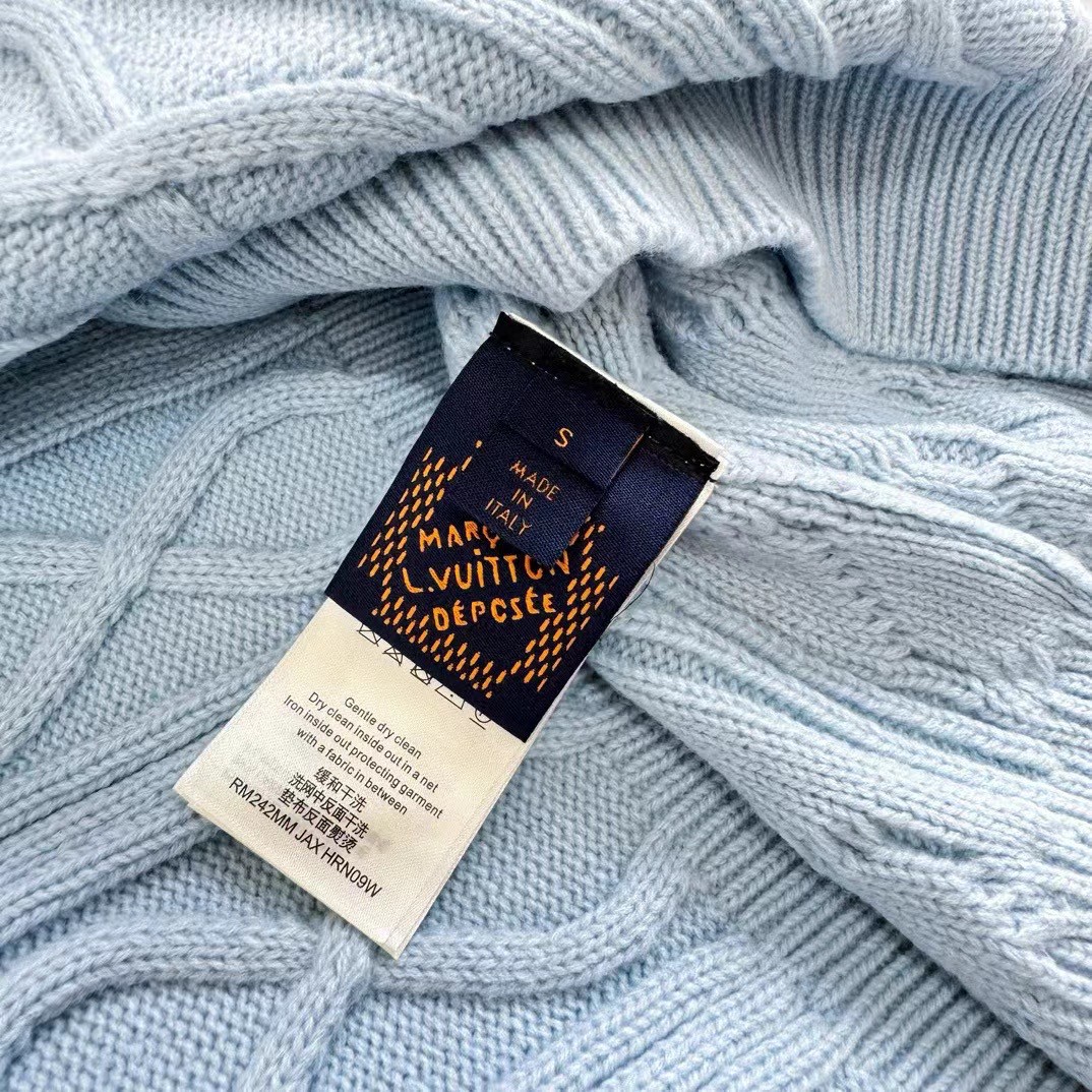LOUIS VUITTON 路易威登 Tyler 联名款 立体窗花拼色V领毛衣 针织衫 外套 长袖 蓝色 B5 1AFPYY
