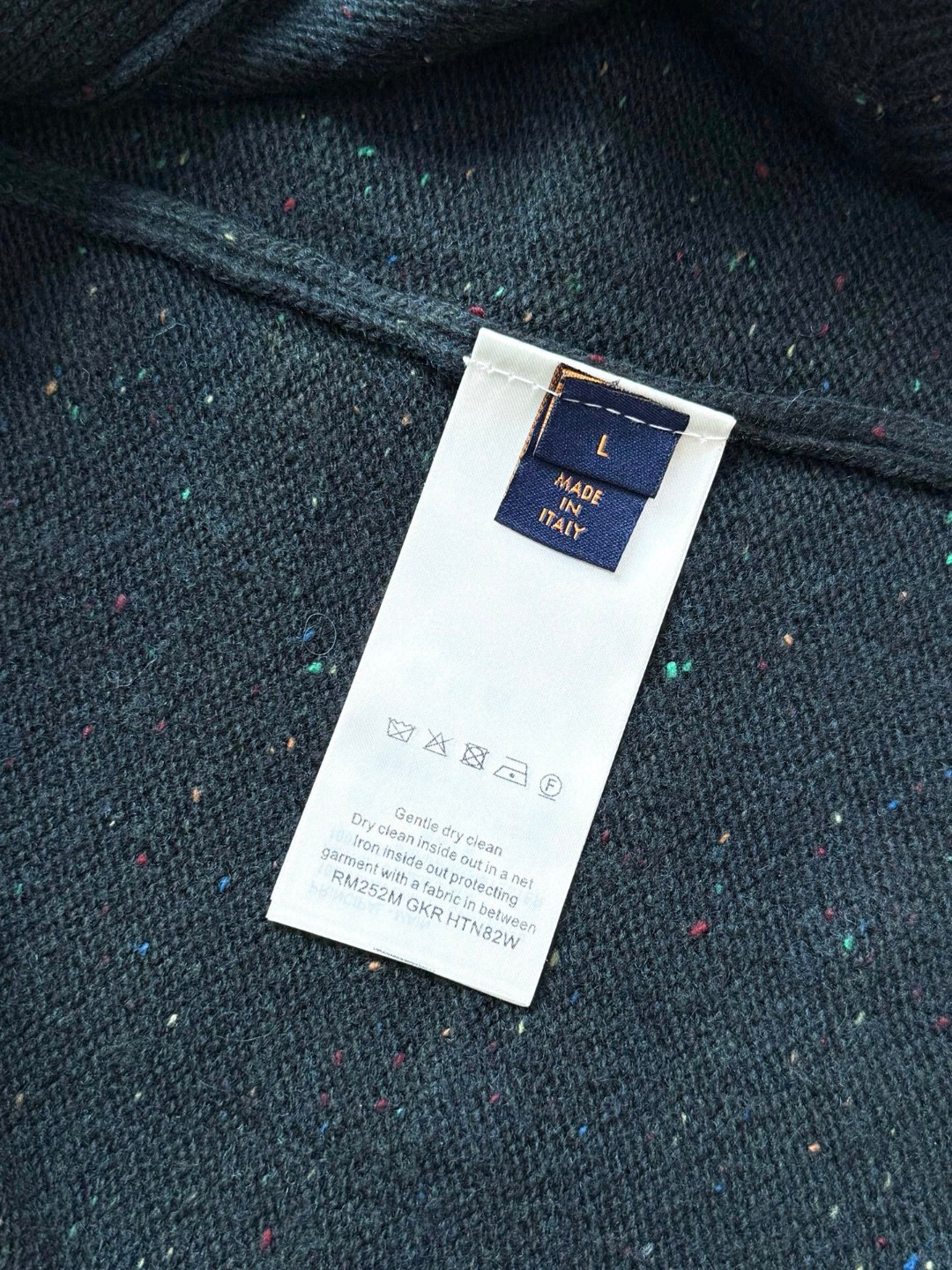 LOUIS VUITTON 路易威登 Nigo 联名款  logo星空V领开衫 毛衣 针织衫 外套 长袖 C0 1AIMBO