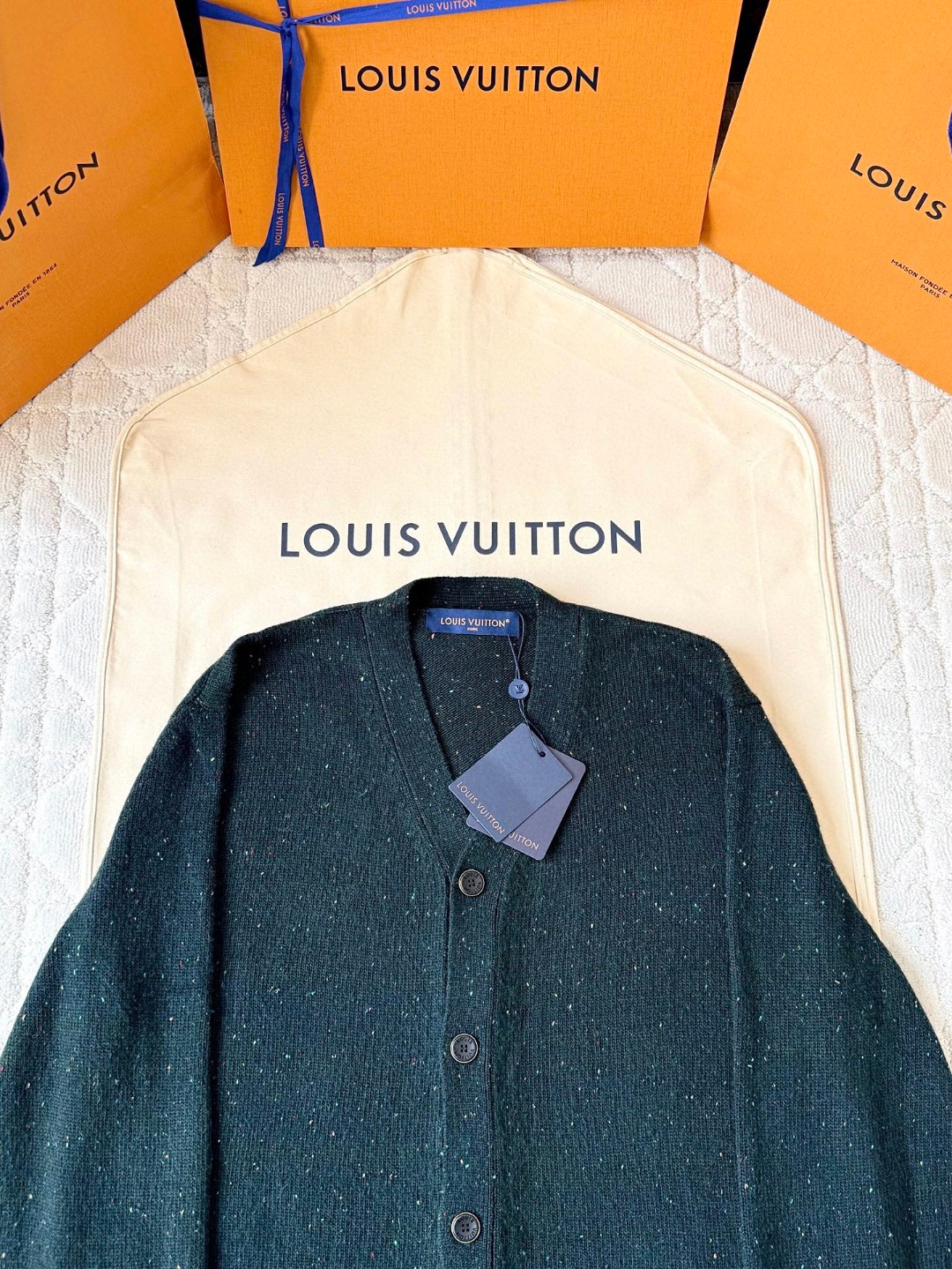 LOUIS VUITTON 路易威登 Nigo 联名款  logo星空V领开衫 毛衣 针织衫 外套 长袖 C0 1AIMBO