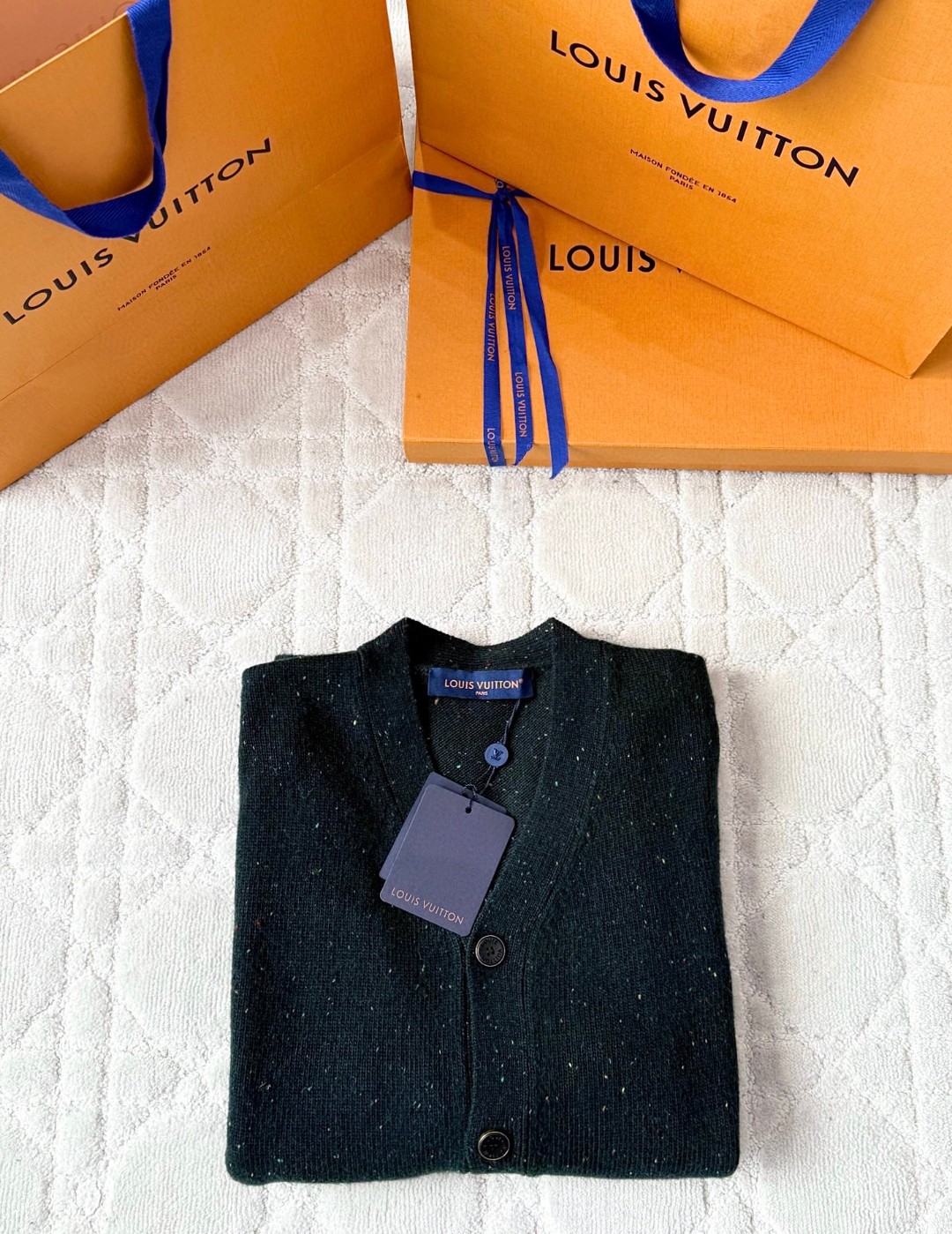 LOUIS VUITTON 路易威登 Nigo 联名款  logo星空V领开衫 毛衣 针织衫 外套 长袖 C0 1AIMBO