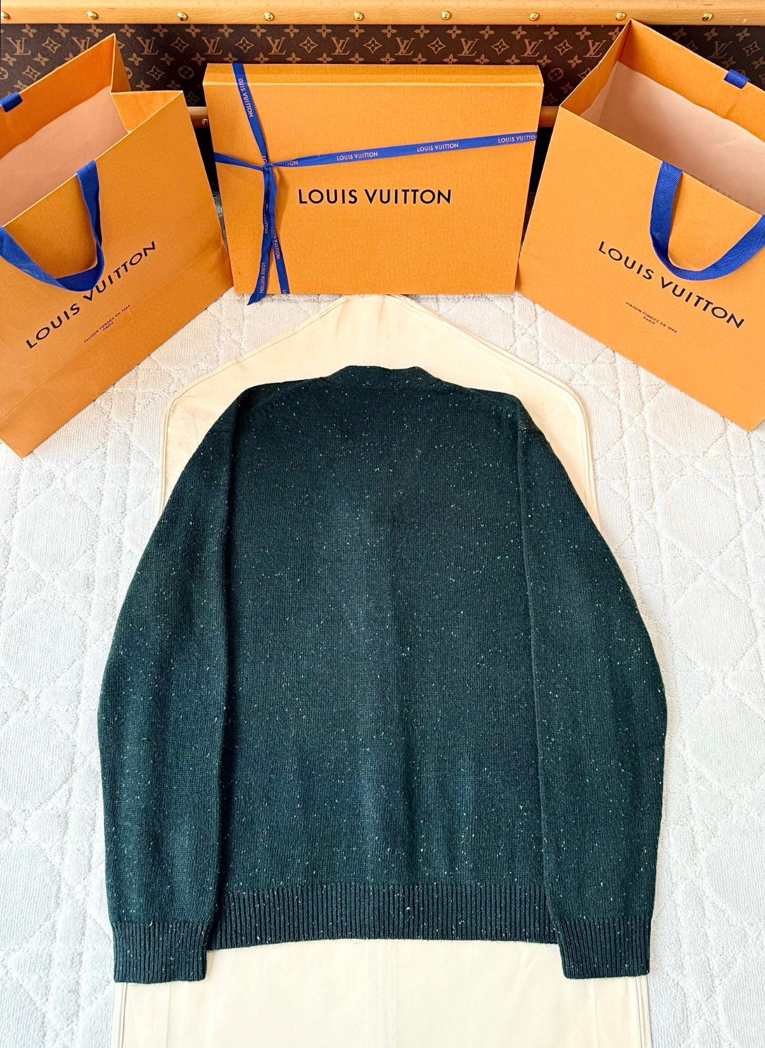 LOUIS VUITTON 路易威登 Nigo 联名款  logo星空V领开衫 毛衣 针织衫 外套 长袖 C0 1AIMBO