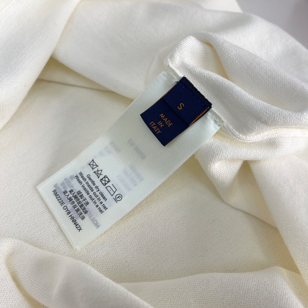 LOUIS VUITTON 路易威登 别针扣针织T恤 短袖 藏蓝色 粉色 黑色 白色 A5 1AFBUU