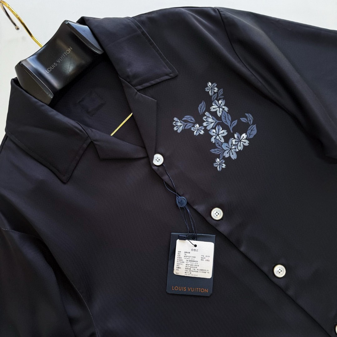 LOUIS VUITTON 路易威登 Nigo 联名款 花朵天丝印花衬衫 短袖 黑色 A5 1AIMHR