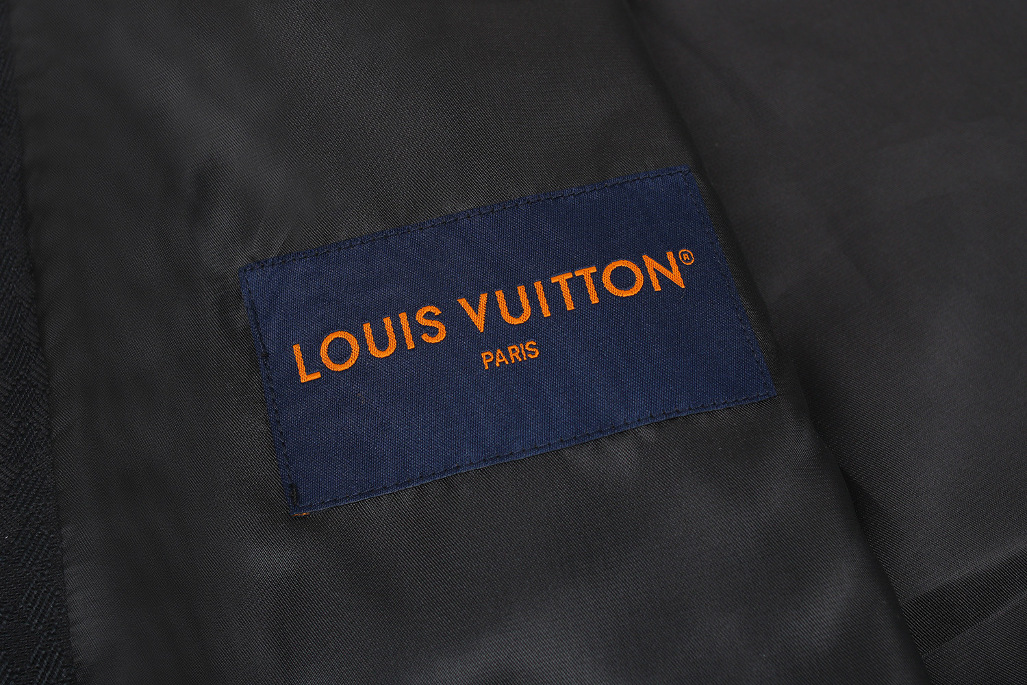 LOUIS VUITTON 路易威登 羊毛开衫束腰V领夹克 外套 C0 1AGTGE