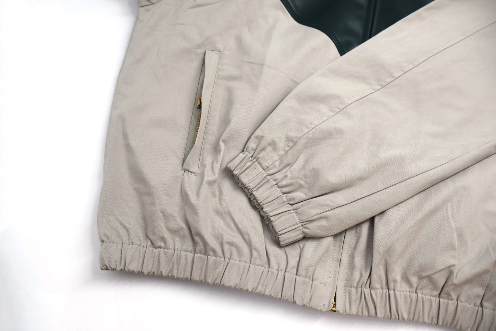 LOUIS VUITTON 路易威登 灰绿拼皮拼接夹克 外套 C0 1AIJX1